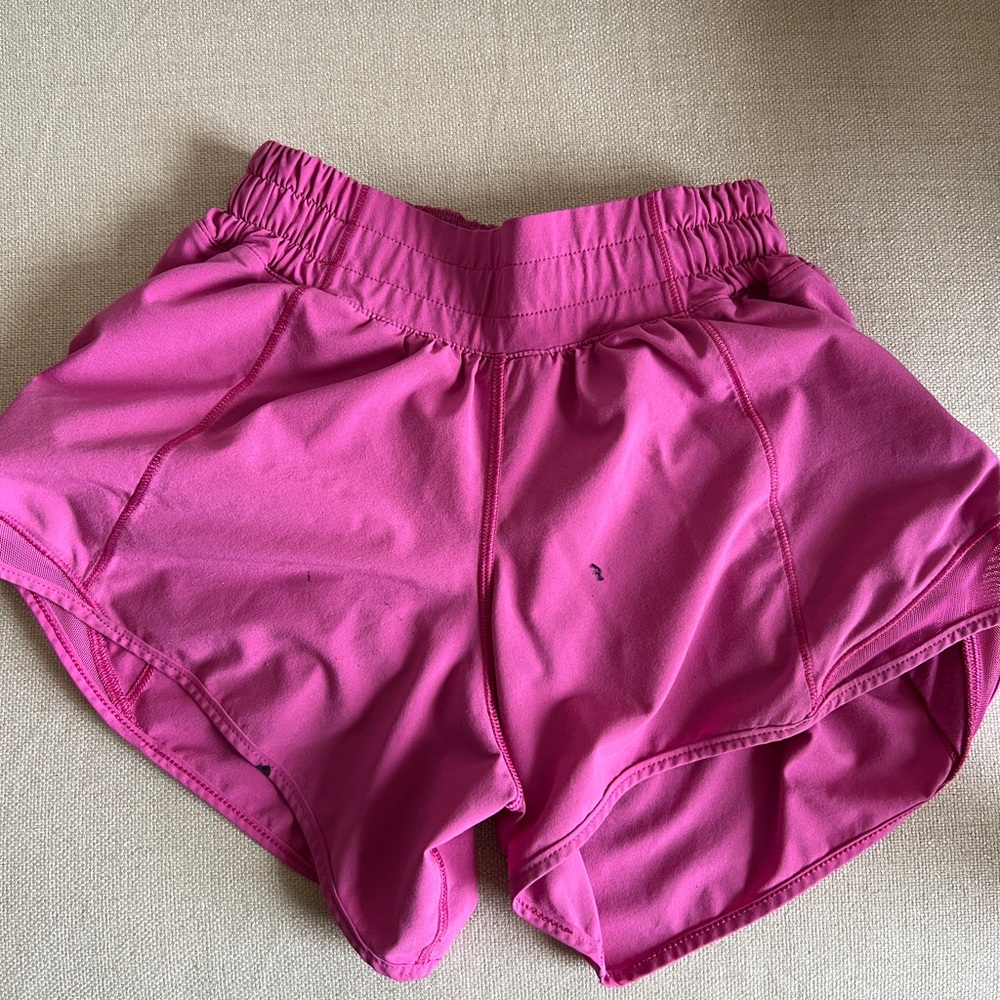 Women's Pink Lululemon Hotty Hot Short- 2.5inch -Size 0
